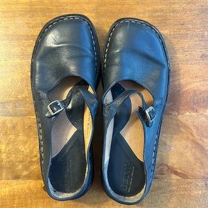 Born Shoes 8 1/2 Black